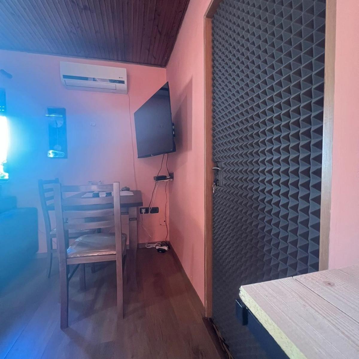Apartment In Tiranë Ngoại thất bức ảnh