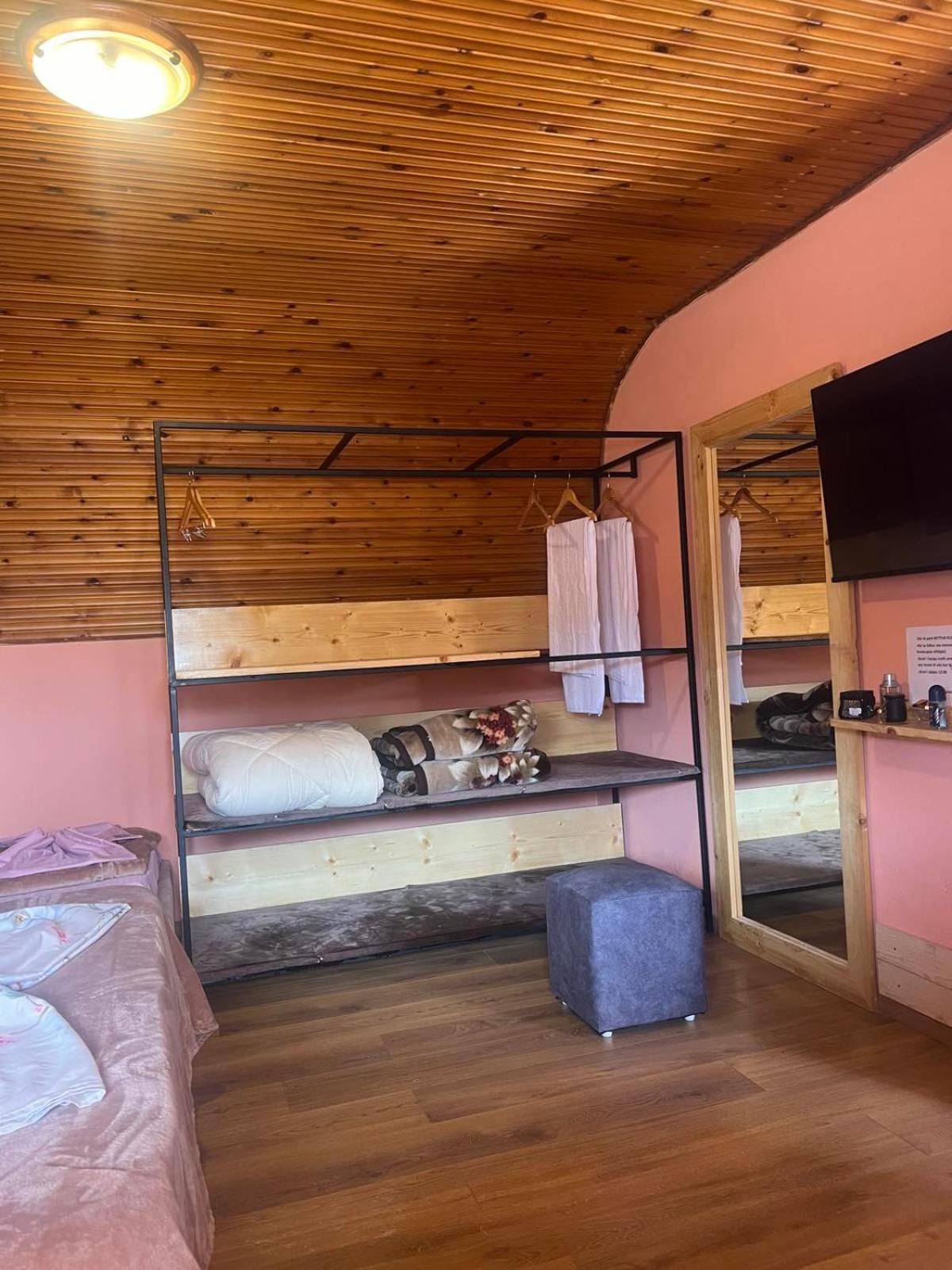 Apartment In Tiranë Ngoại thất bức ảnh