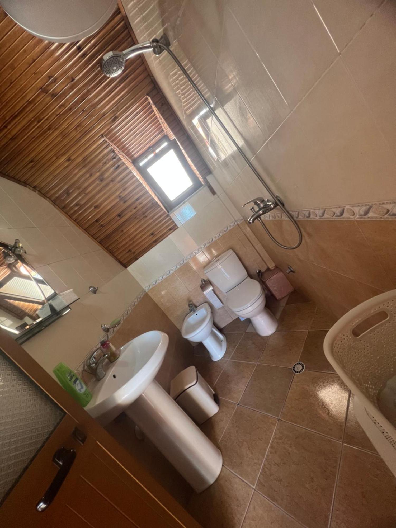 Apartment In Tiranë Ngoại thất bức ảnh